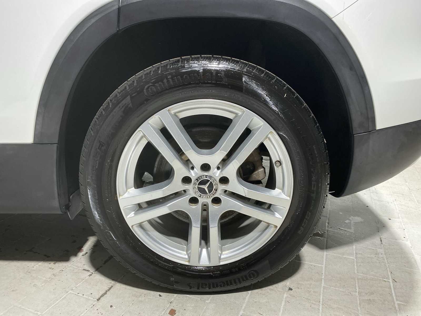 Thumbnail: 2021 Mercedes-Benz GLB - 8