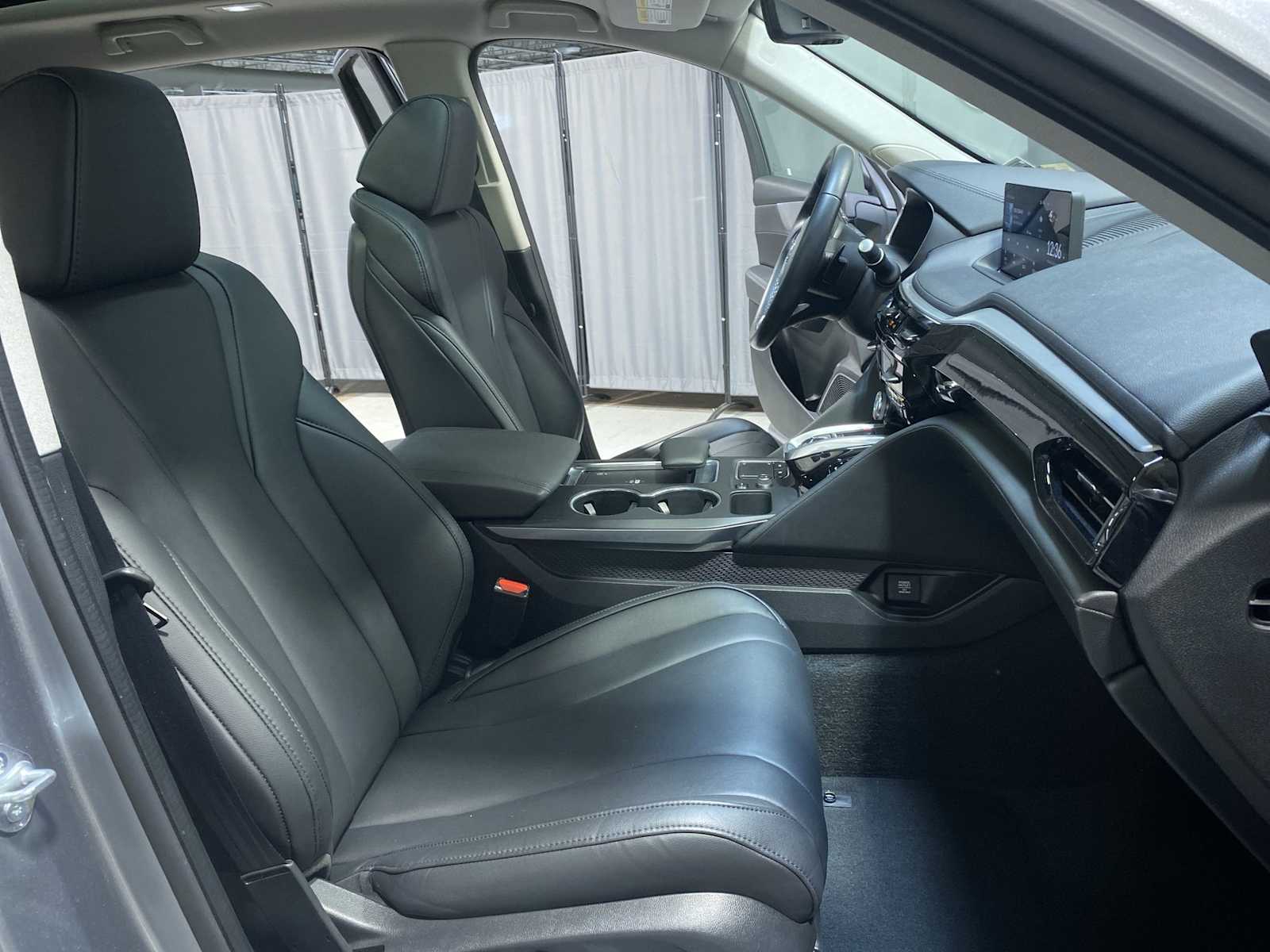 Thumbnail: 2023 Acura MDX - 14