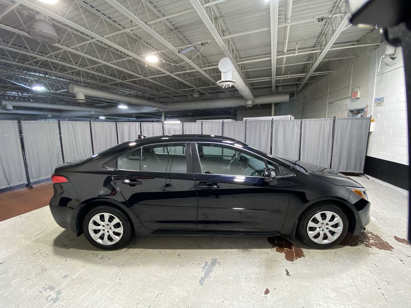 Thumbnail: 2023 Toyota Corolla - 27