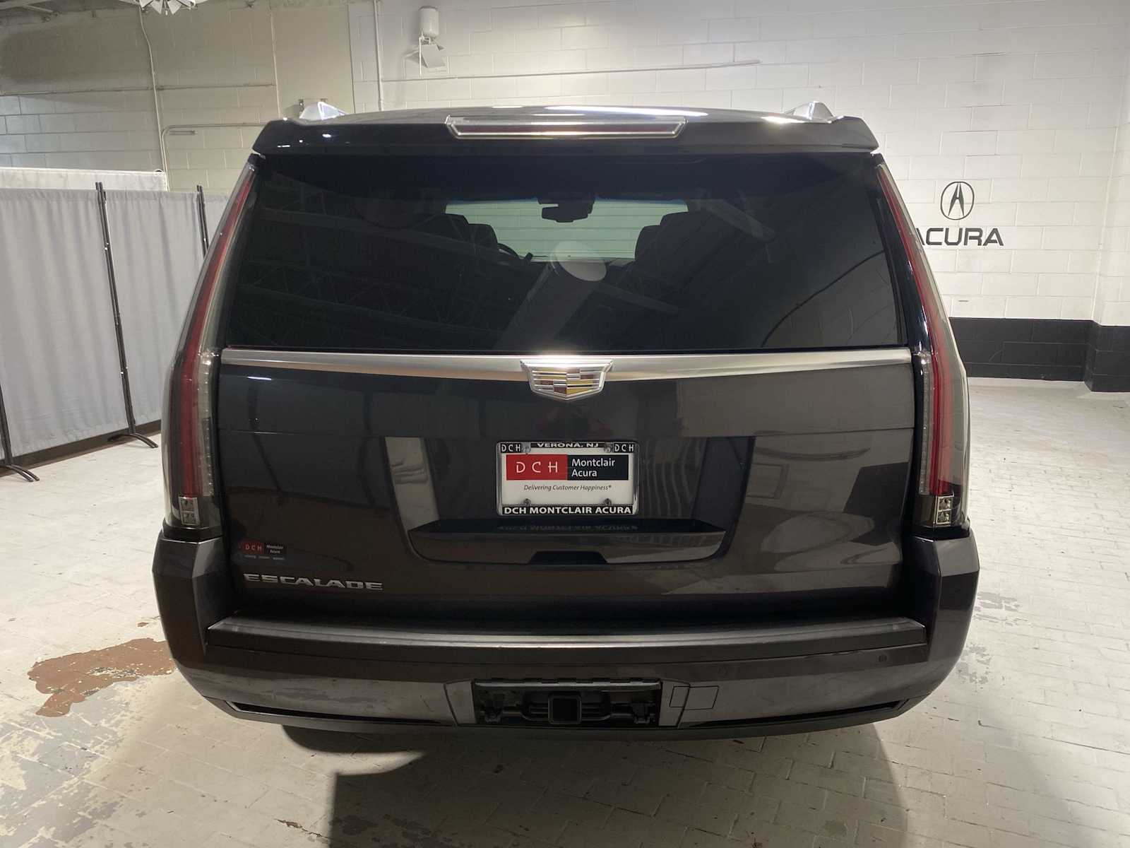 Thumbnail: 2015 Cadillac Escalade - 5
