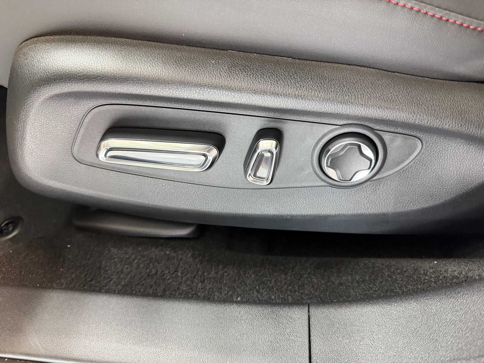 Thumbnail: 2026 Acura ADX - 20