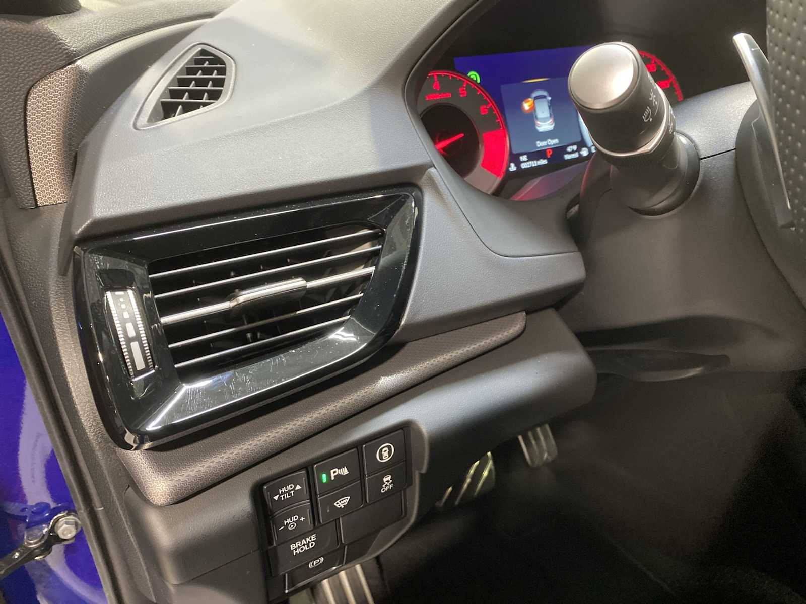 Thumbnail: 2025 Acura RDX - 24