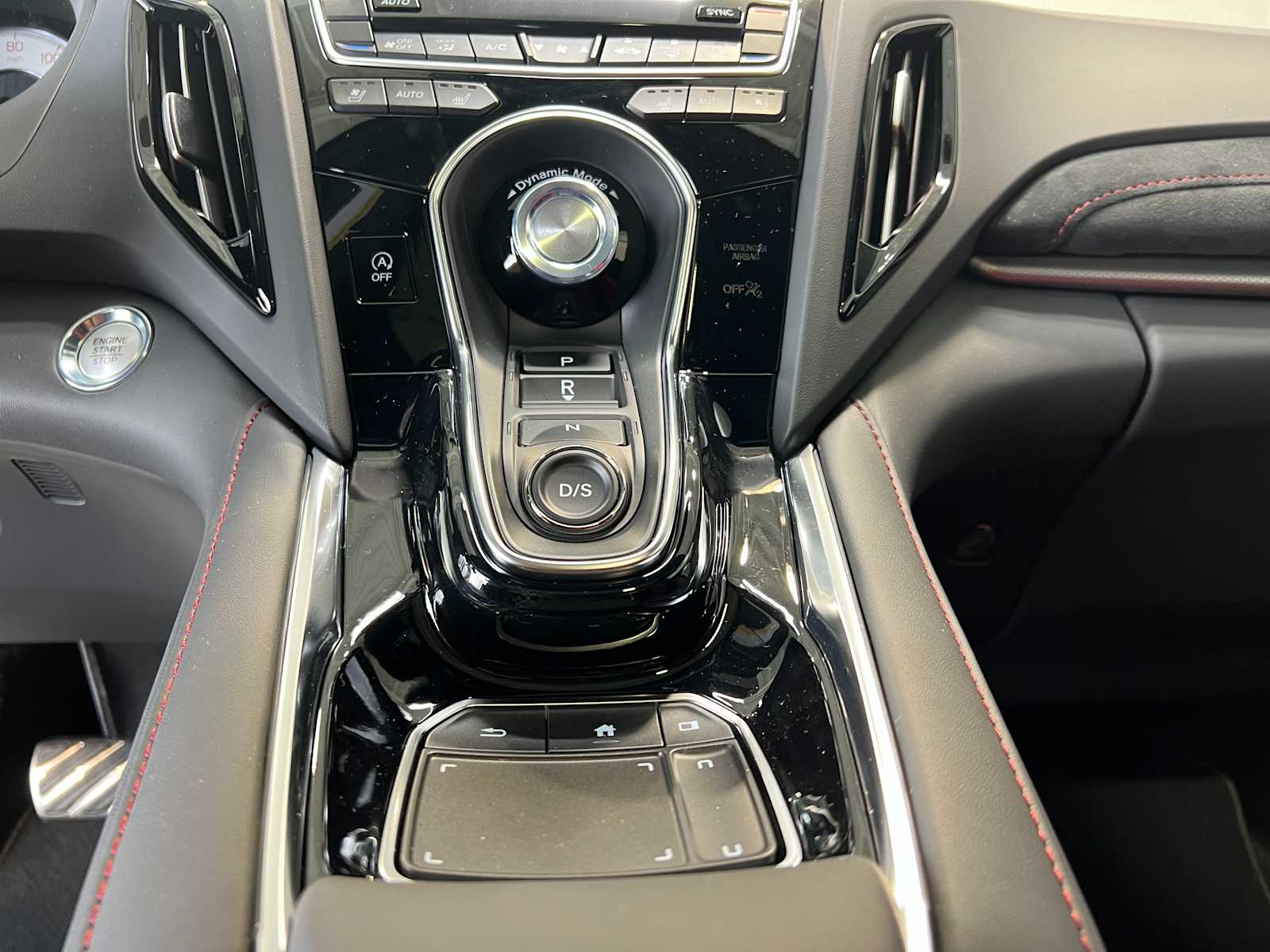 Thumbnail: 2026 Acura RDX - 24