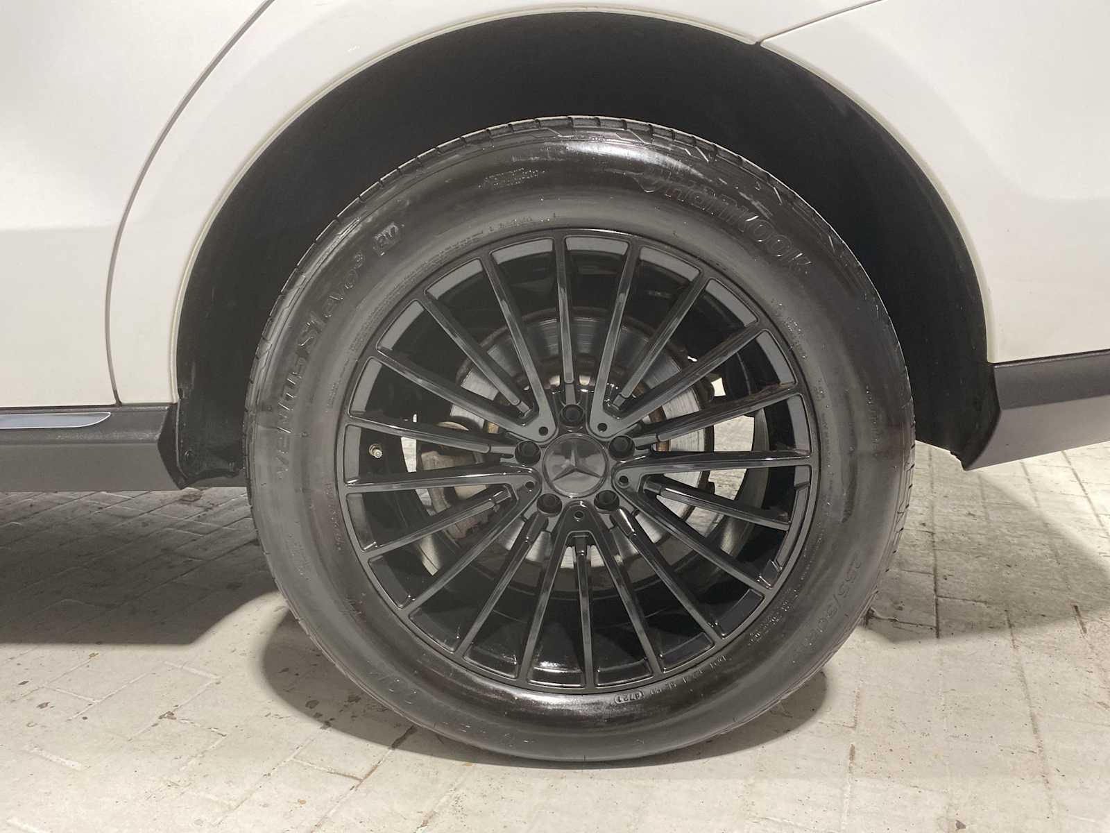 Thumbnail: 2016 Mercedes-Benz GLE - 8