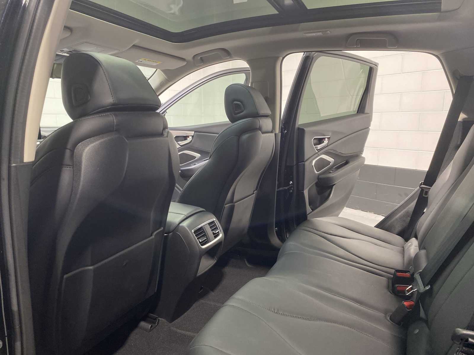 Thumbnail: 2024 Acura RDX - 12