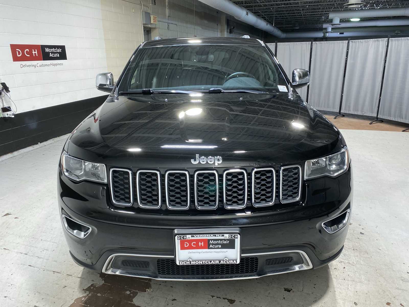 Thumbnail: 2019 Jeep Grand Cherokee - 6