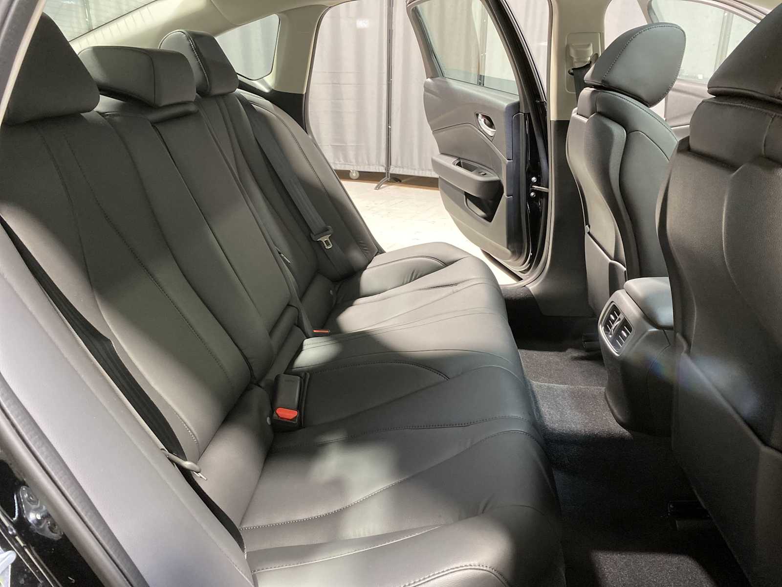 Thumbnail: 2023 Acura TLX - 13