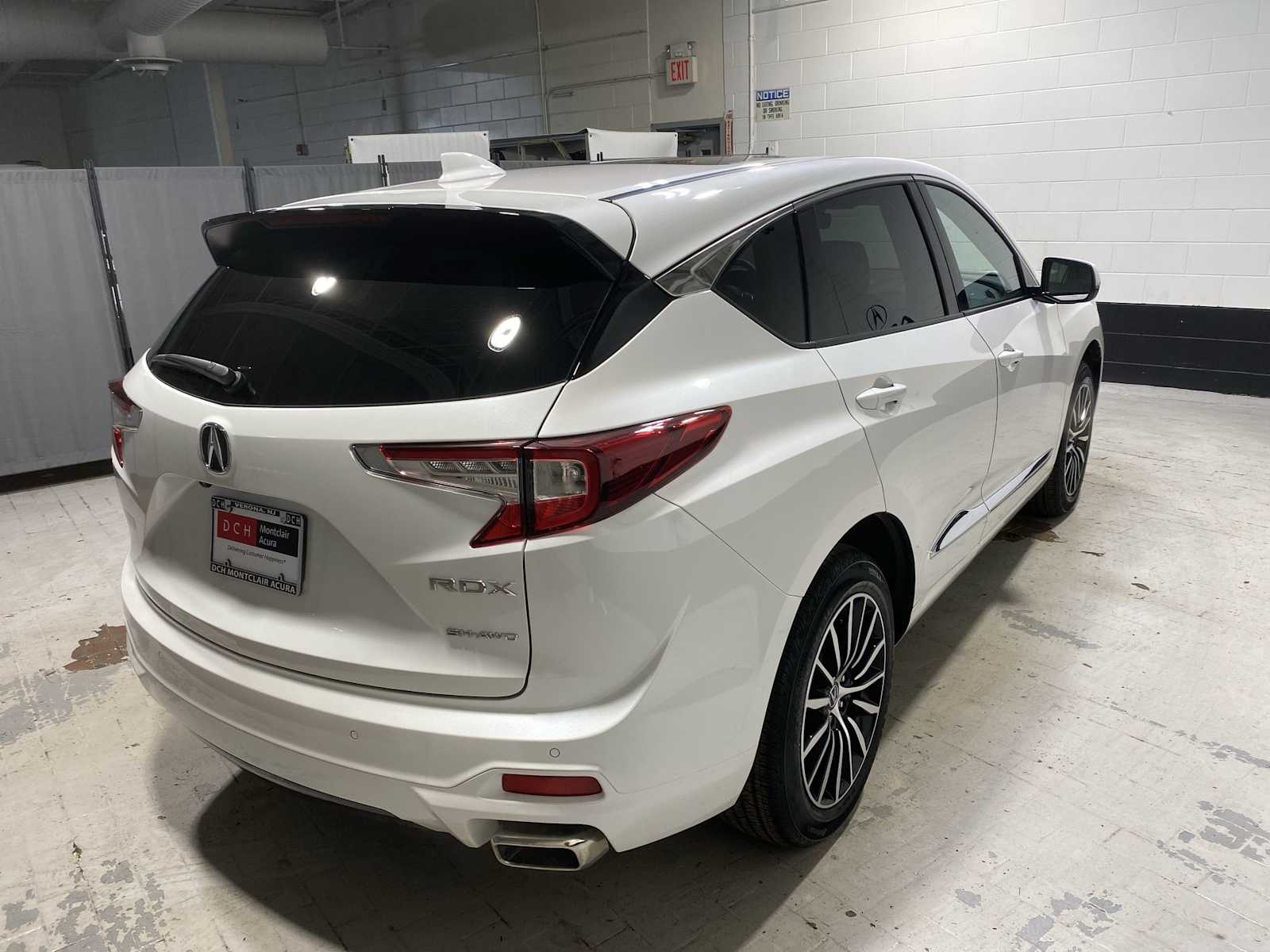 Thumbnail: 2025 Acura RDX - 26