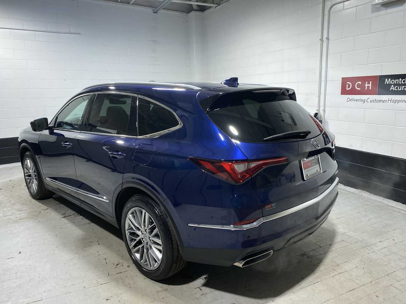 Thumbnail: 2023 Acura MDX - 4