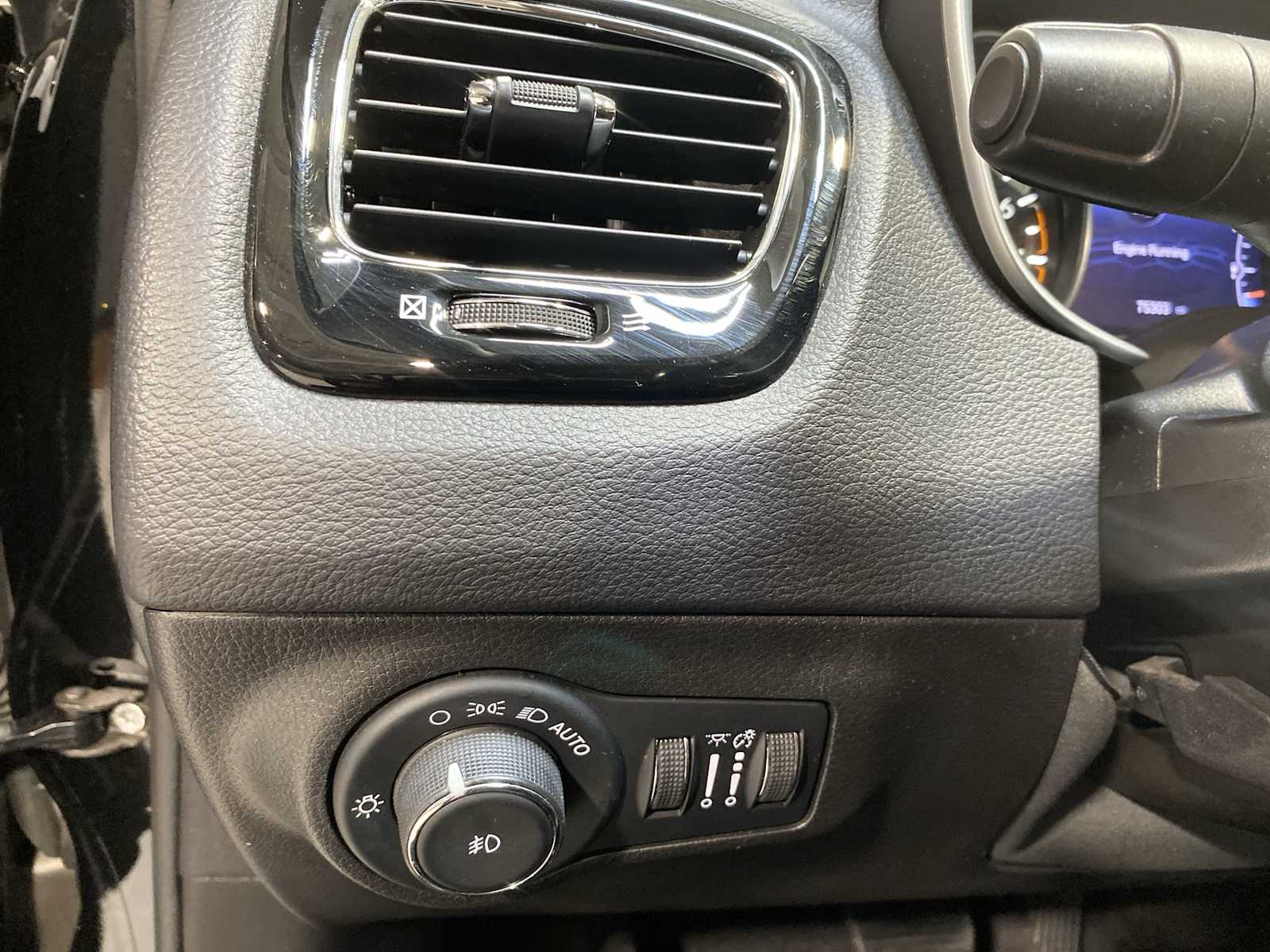 Thumbnail: 2020 Jeep Compass - 24