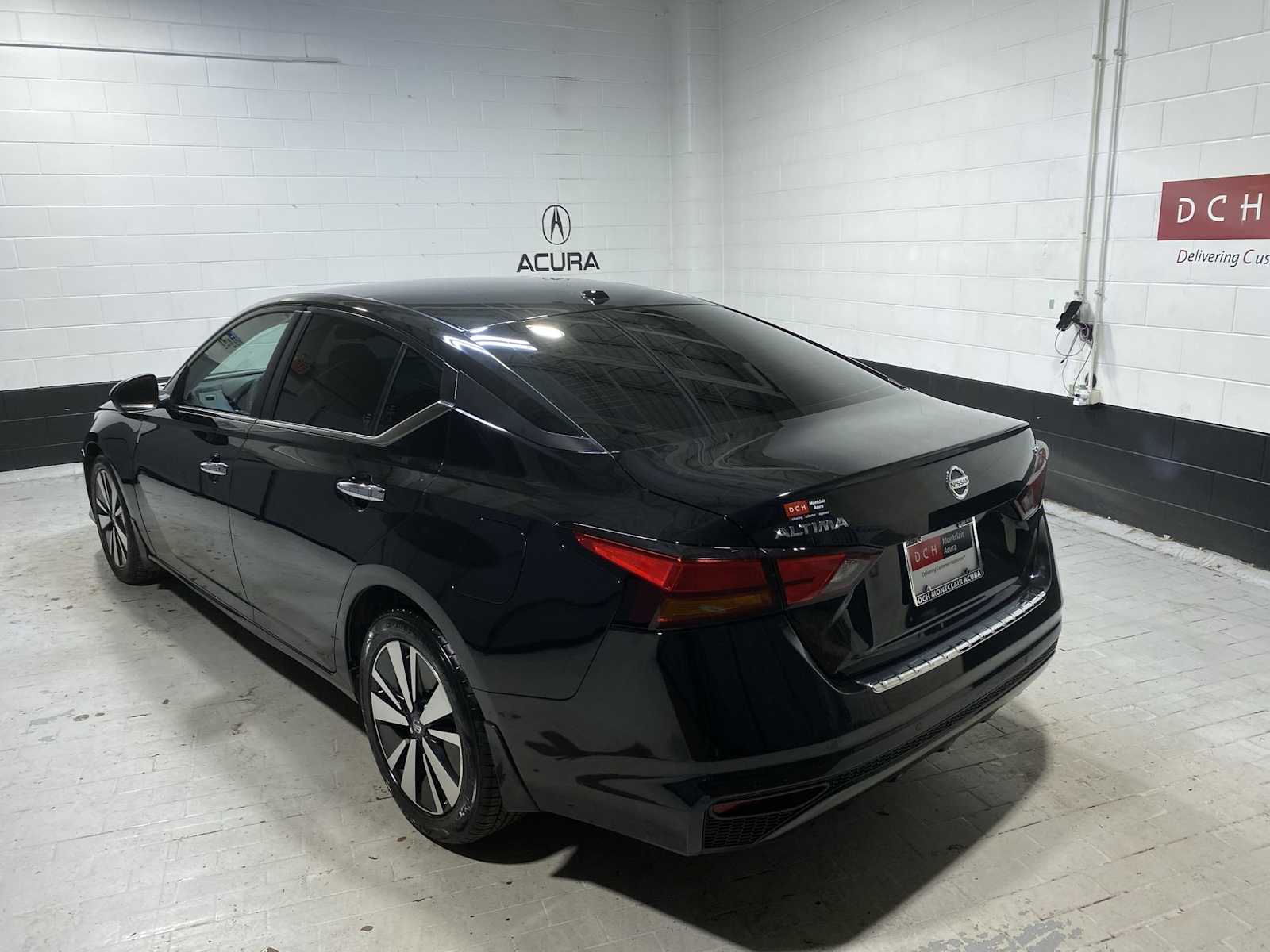 Thumbnail: 2022 Nissan Altima - 4
