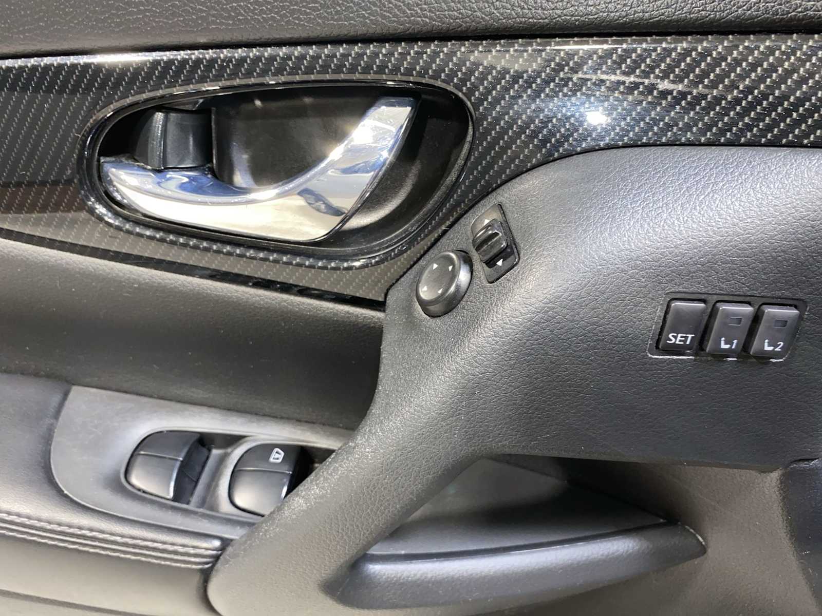 Thumbnail: 2018 Nissan Rogue - 23