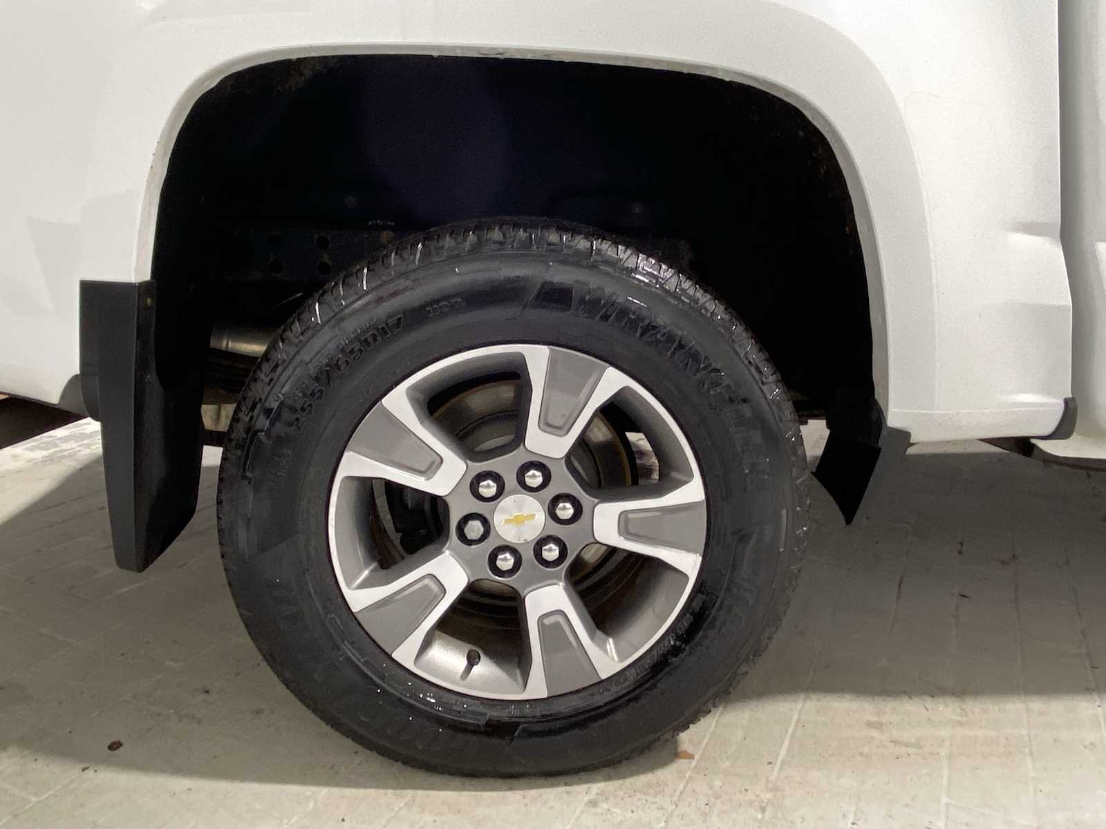 Thumbnail: 2018 Chevrolet Colorado - 8