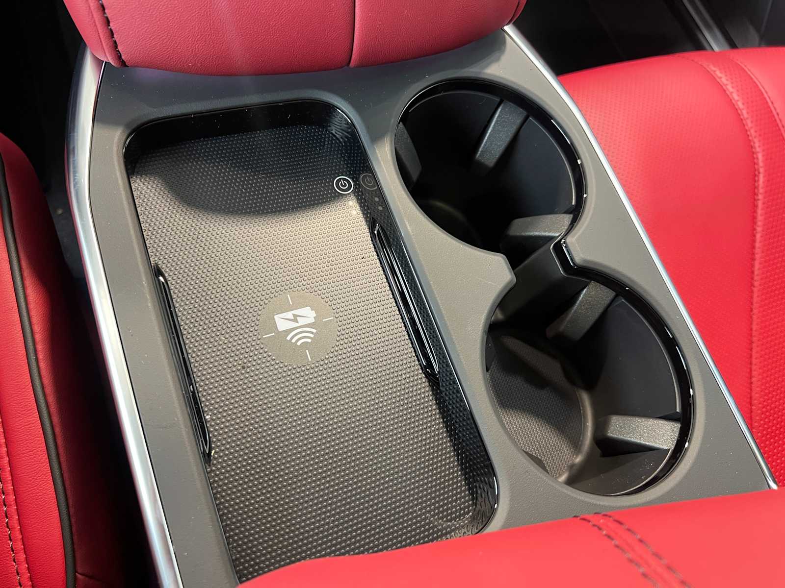 Thumbnail: 2026 Acura RDX - 24