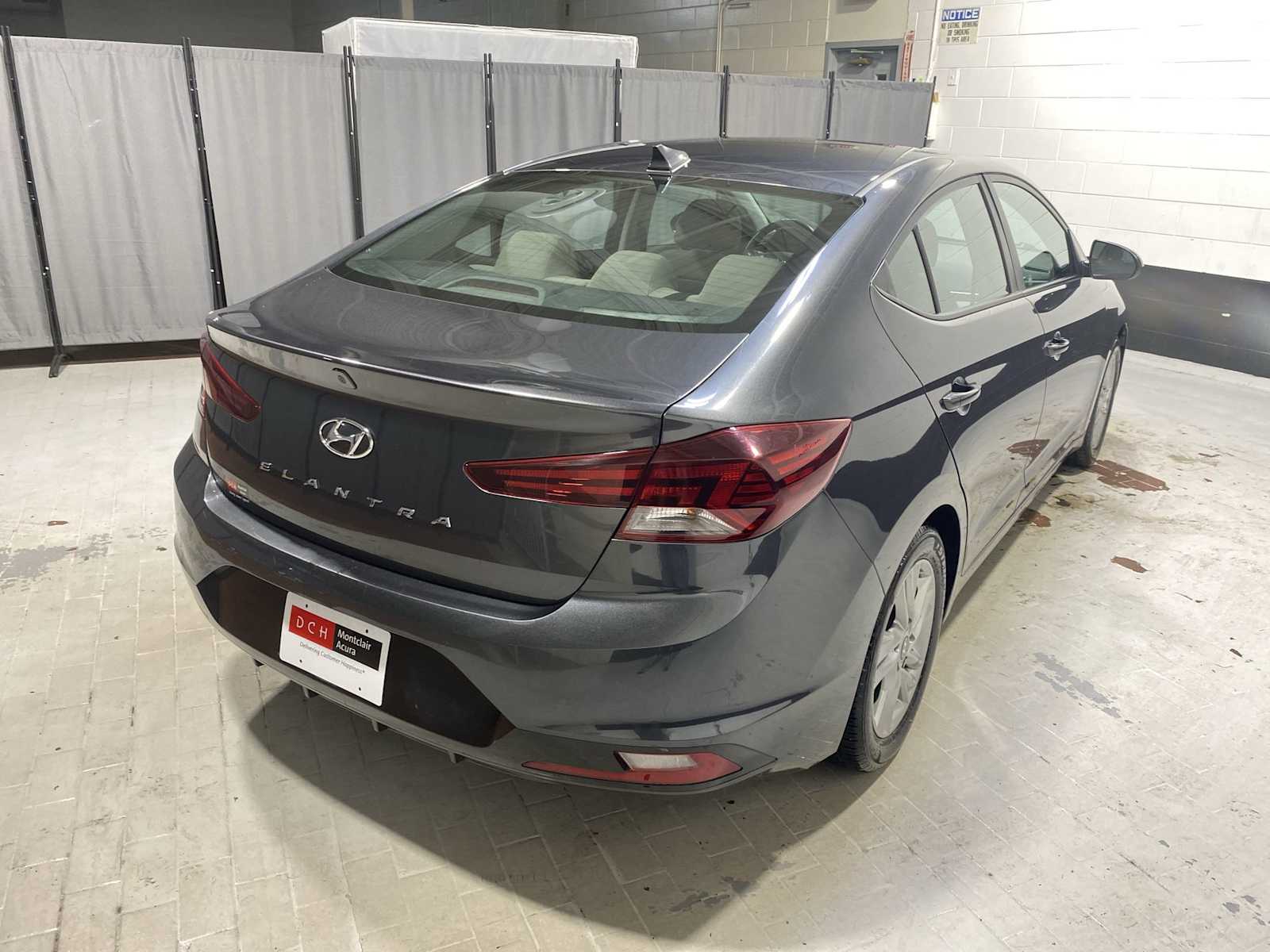 Thumbnail: 2020 Hyundai Elantra - 26