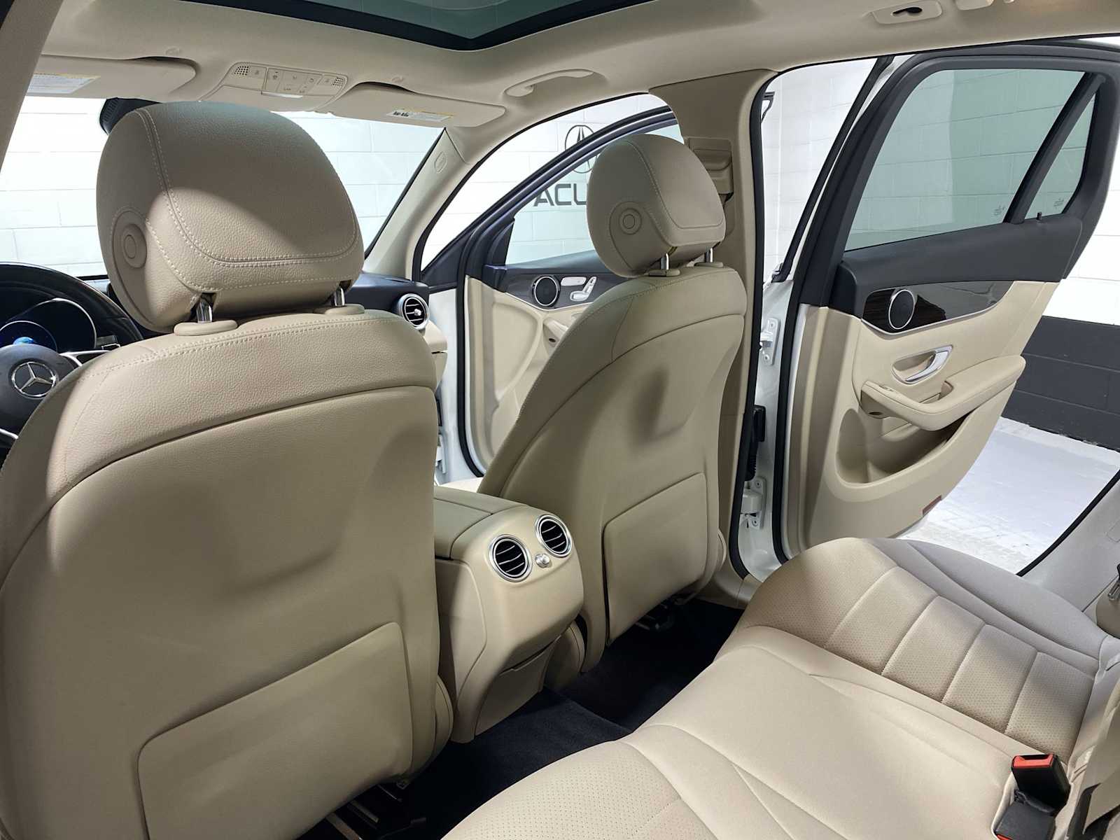 2021 Mercedes-Benz GLC 300 12