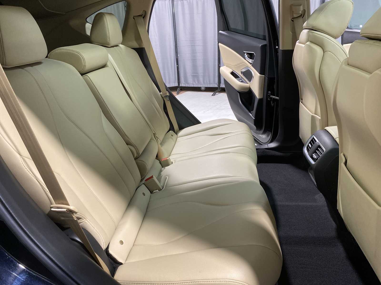 Thumbnail: 2023 Acura RDX - 13