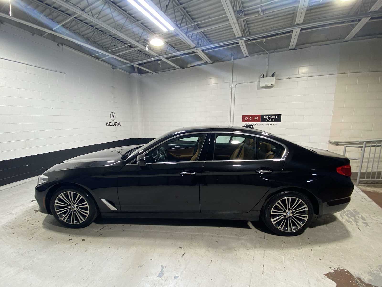 Thumbnail: 2018 BMW 5 Series - 3