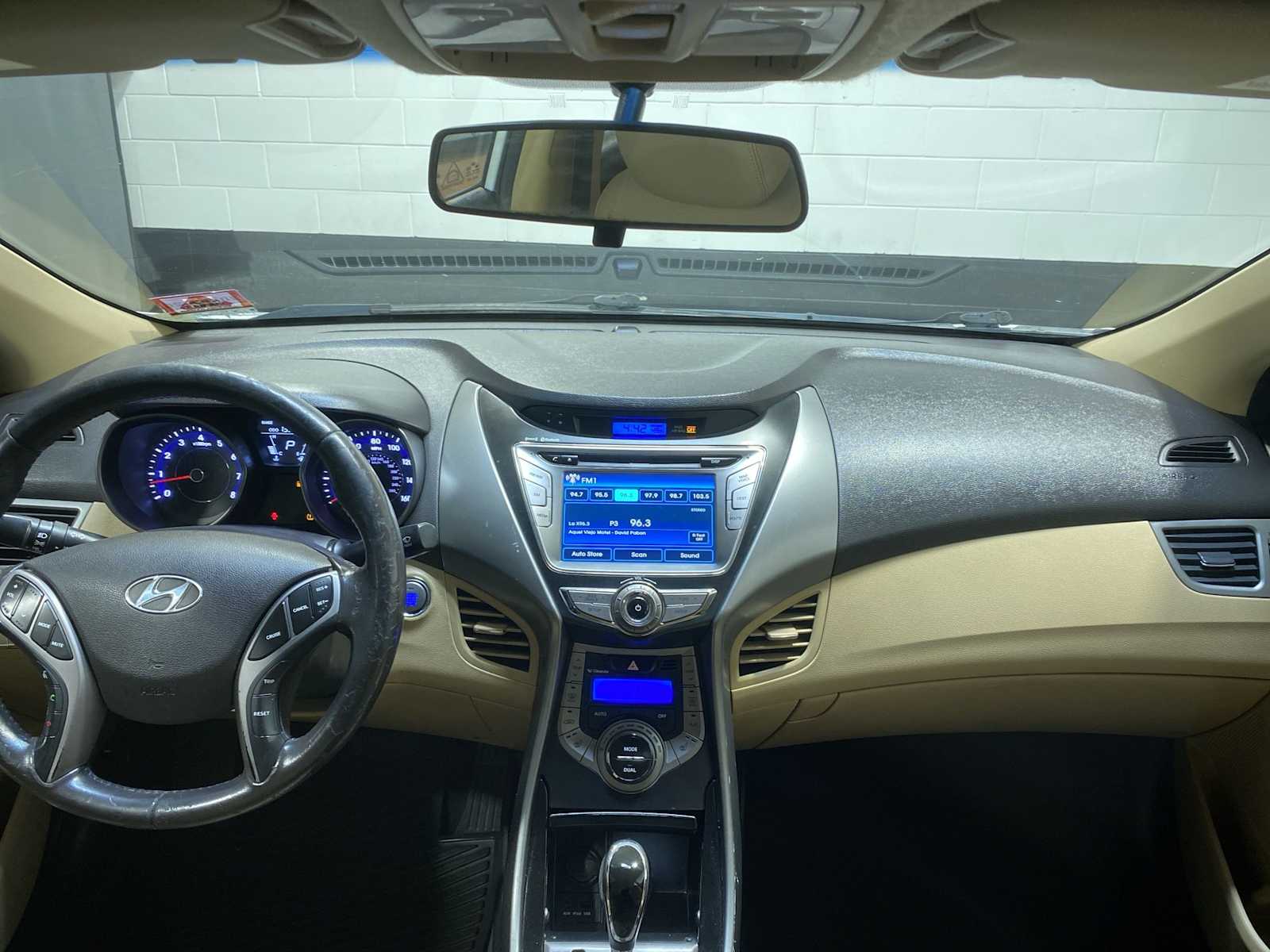 Thumbnail: 2013 Hyundai Elantra - 10