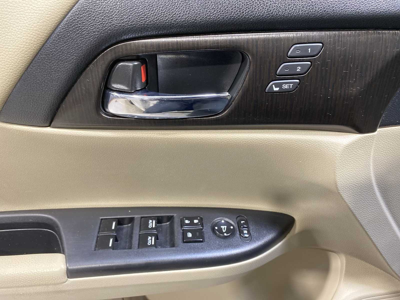 Thumbnail: 2014 Honda Accord - 23