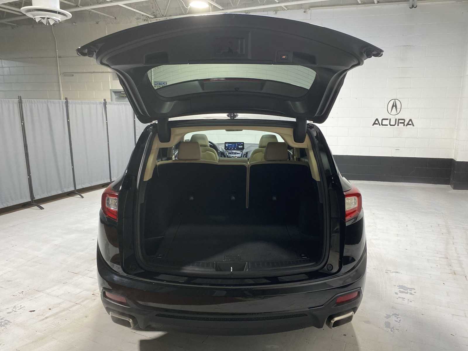 Thumbnail: 2023 Acura RDX - 19