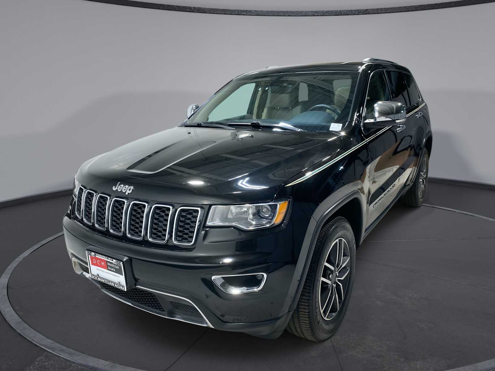 Thumbnail: 2019 Jeep Grand Cherokee - 1
