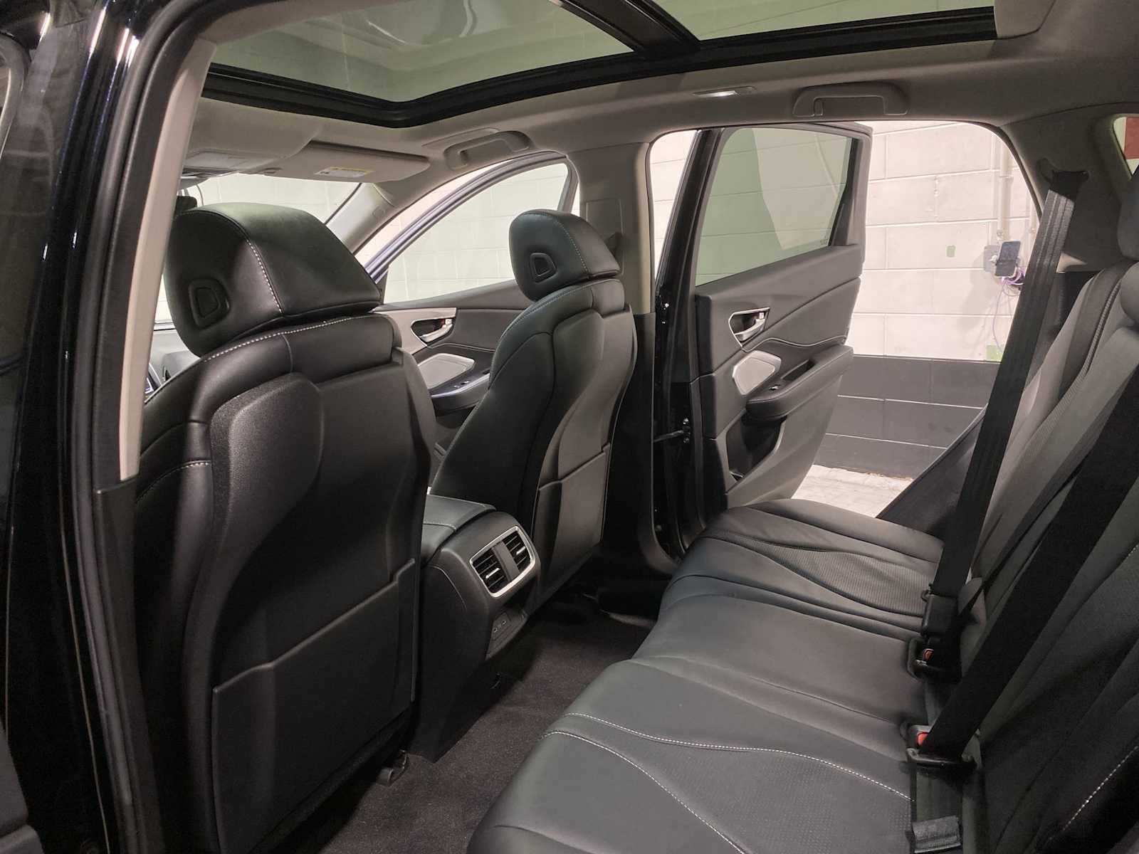 Thumbnail: 2024 Acura RDX - 12