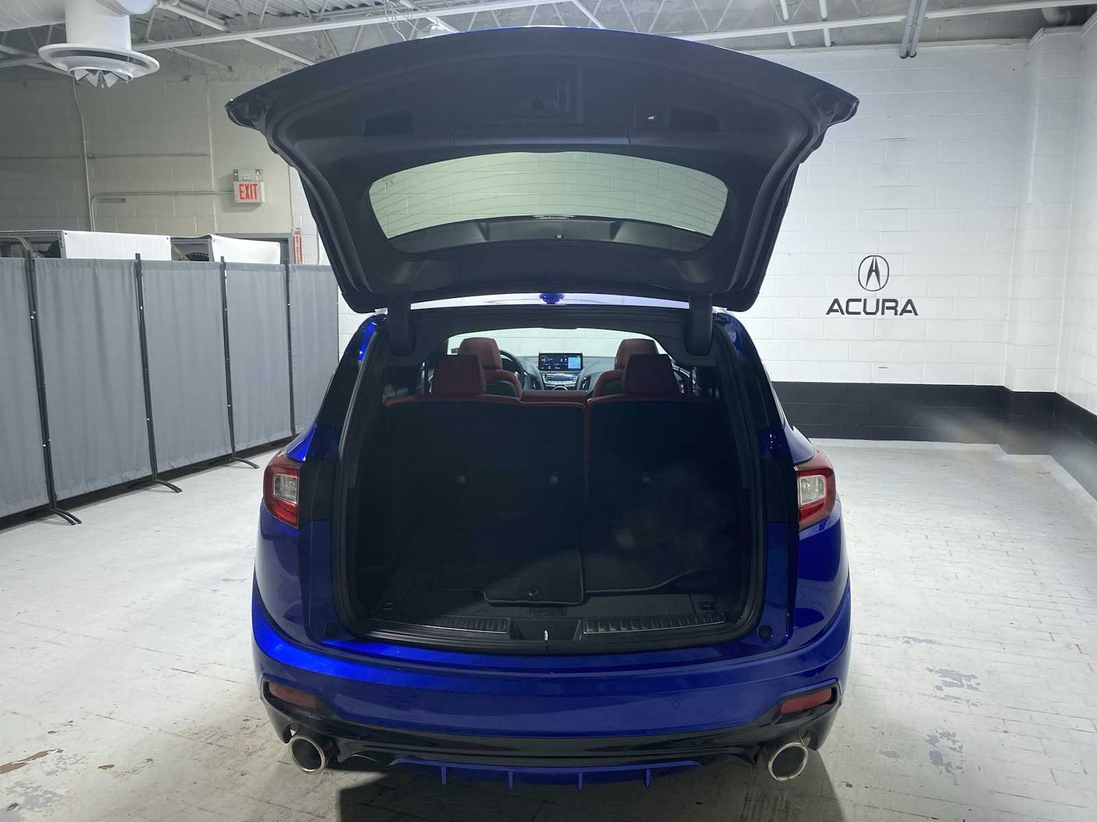 Thumbnail: 2025 Acura RDX - 19