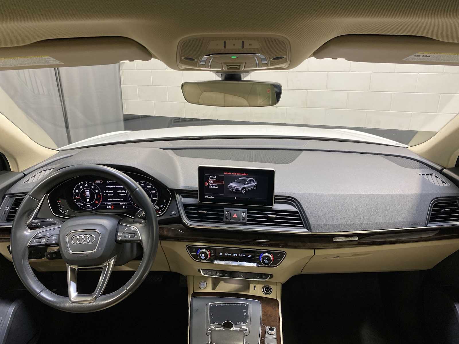 Thumbnail: 2019 Audi Q5 - 10