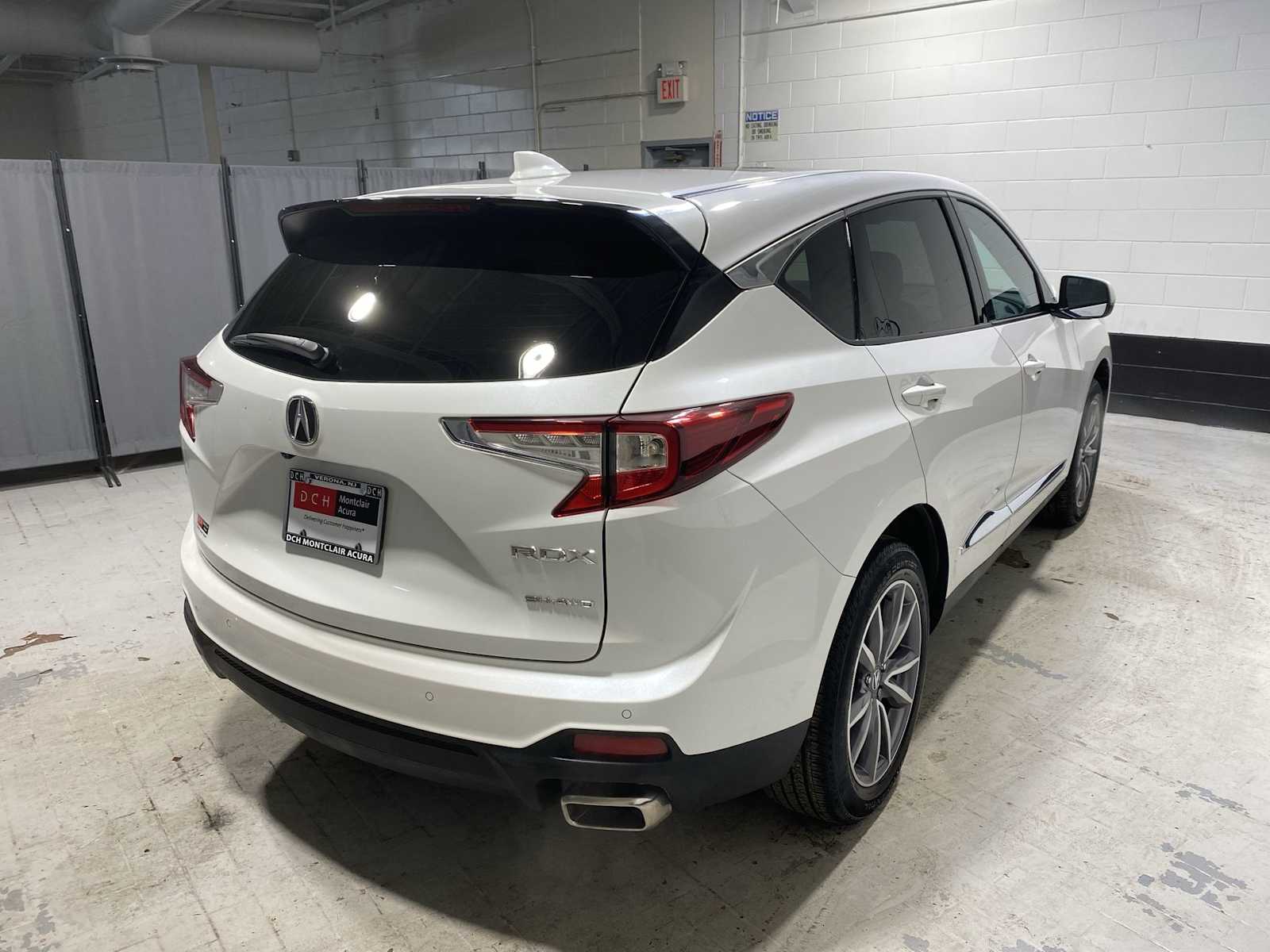 Thumbnail: 2023 Acura RDX - 26