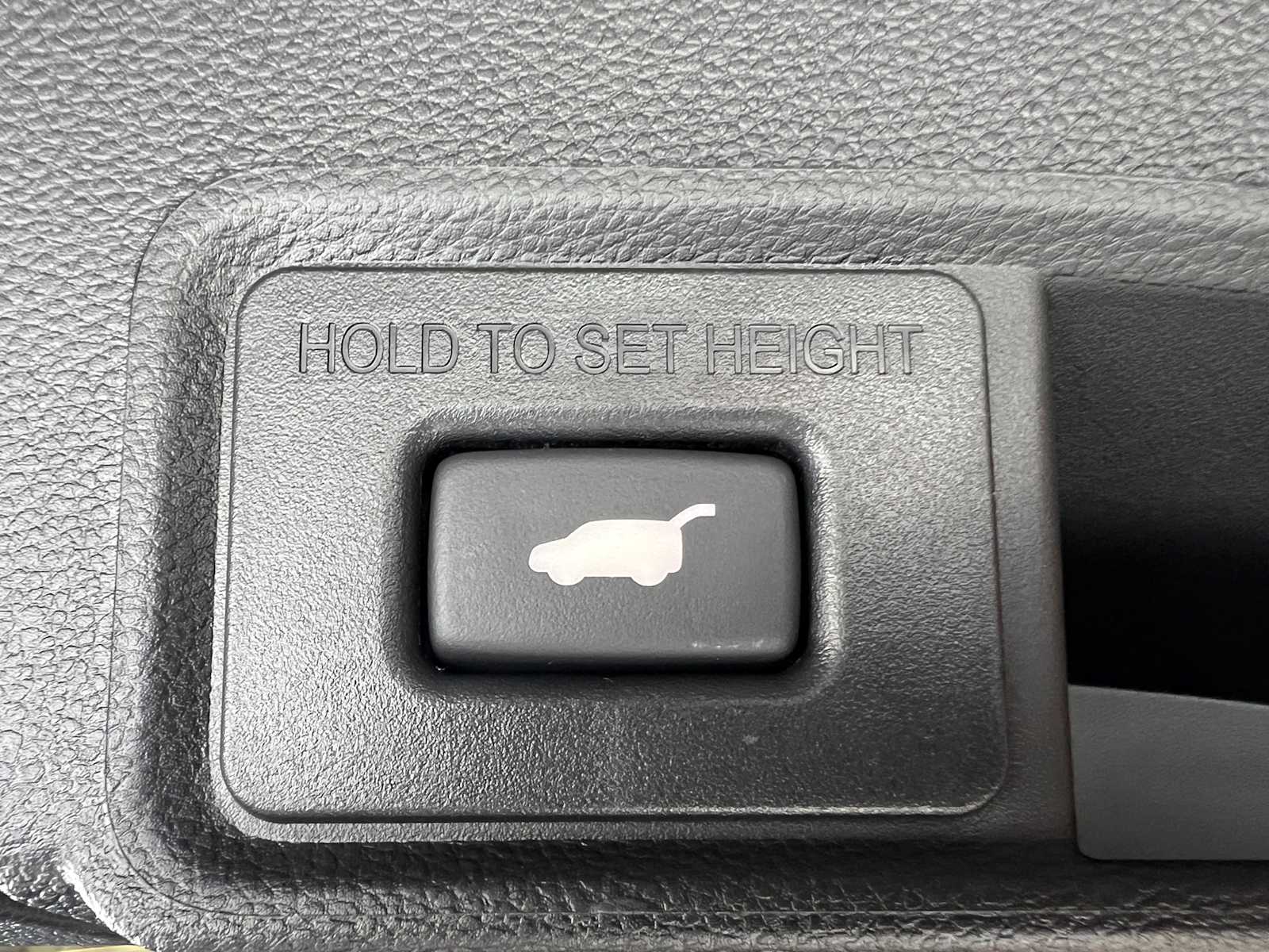 Thumbnail: 2026 Acura RDX - 28