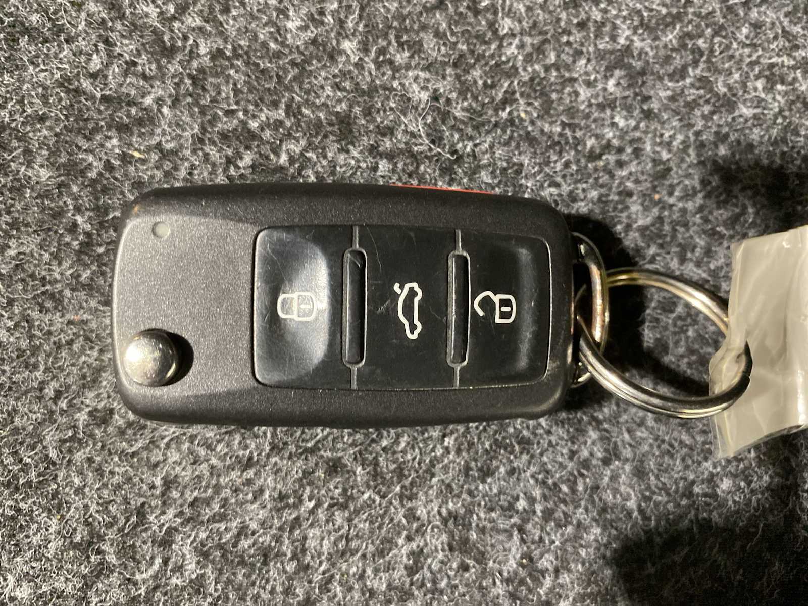 Thumbnail: 2014 Volkswagen Tiguan - 20