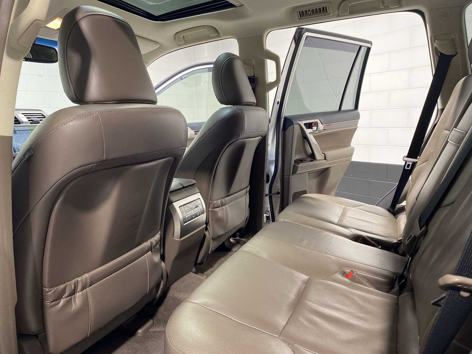 2017 Lexus GX 460 Premium 12