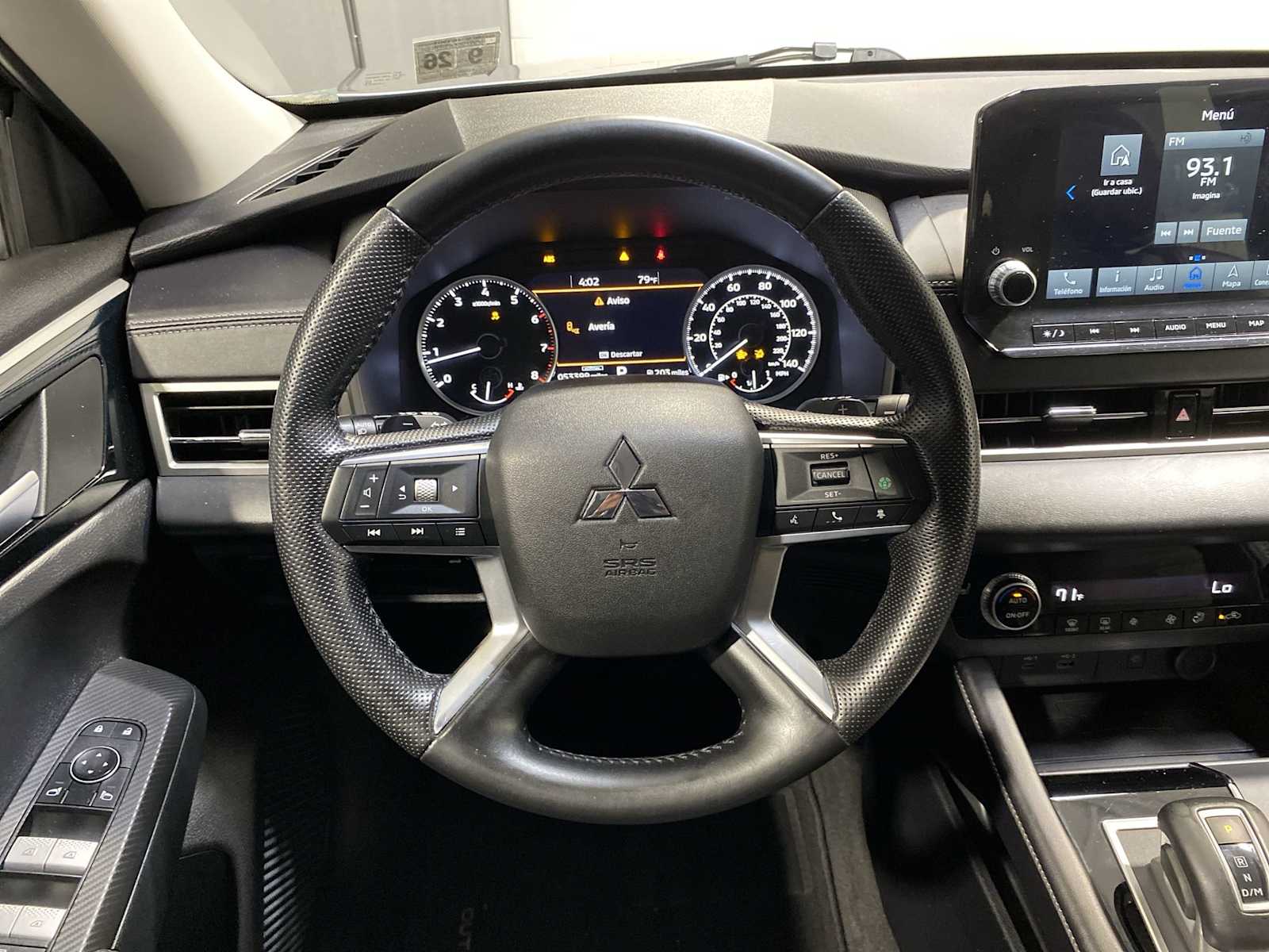 Thumbnail: 2022 Mitsubishi Outlander - 15
