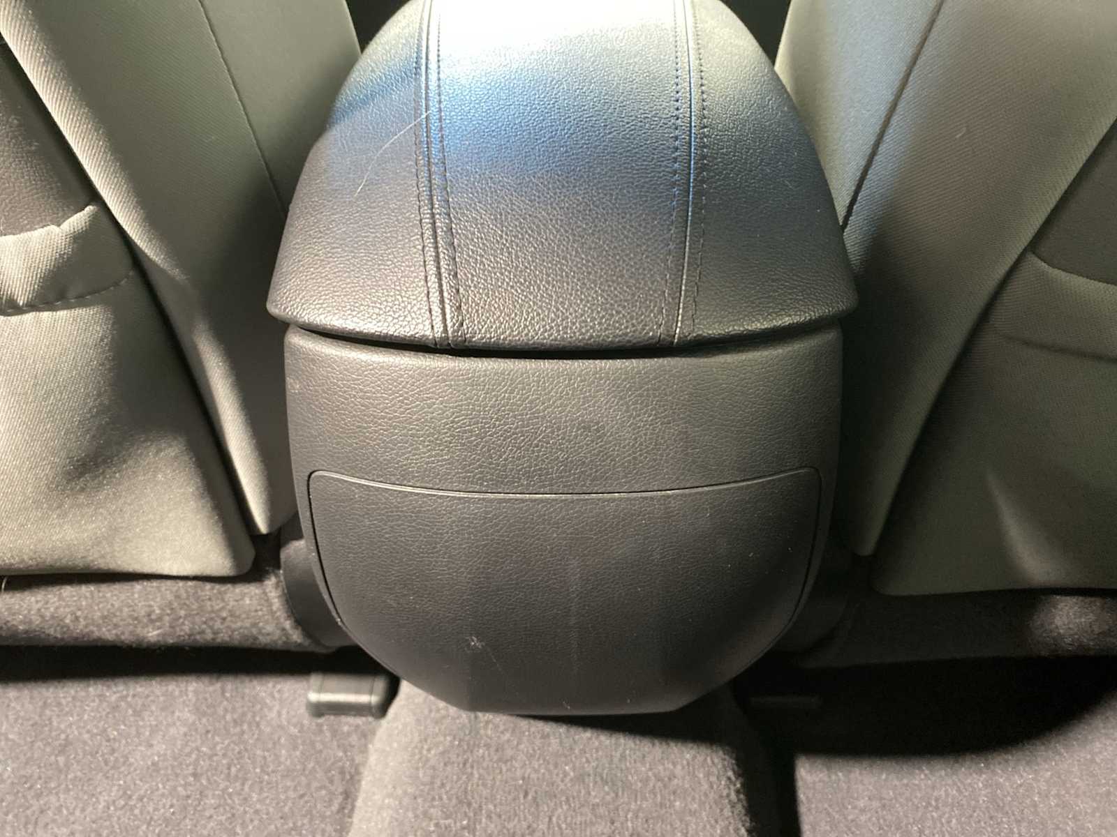 Thumbnail: 2013 Hyundai Sonata - 25