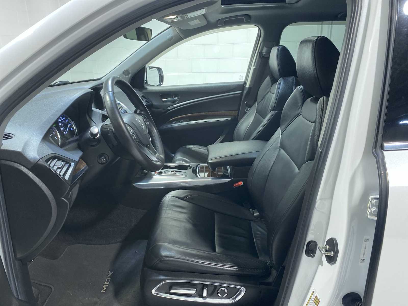 Thumbnail: 2020 Acura MDX - 2