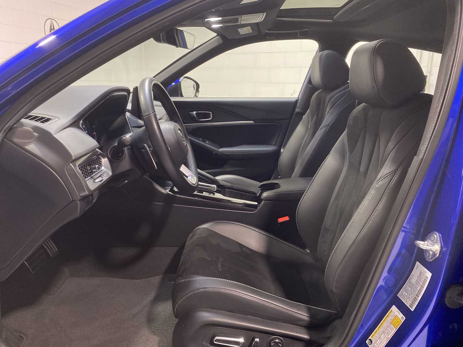 Thumbnail: 2024 Acura Integra - 2