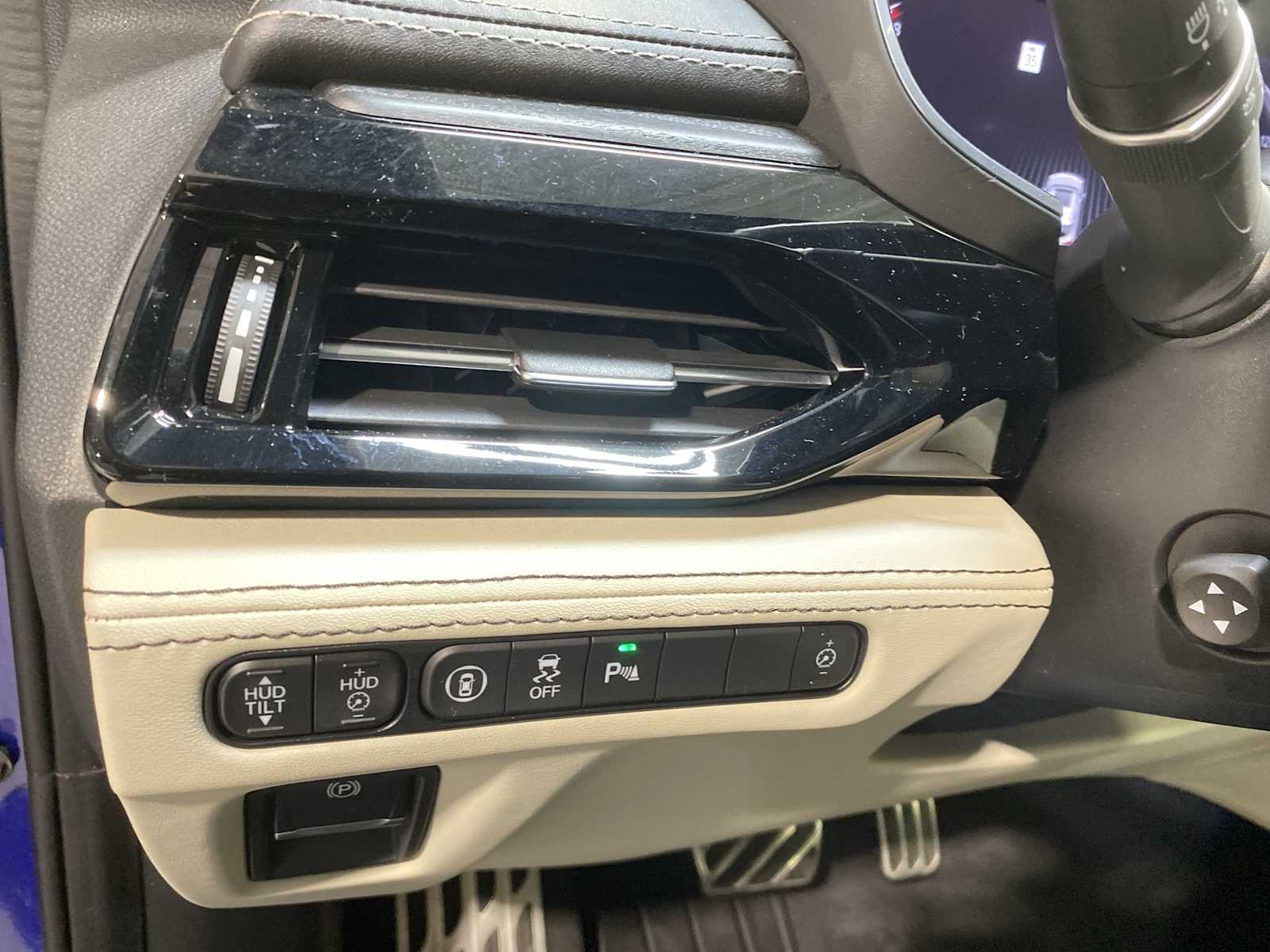 Thumbnail: 2023 Acura MDX - 24