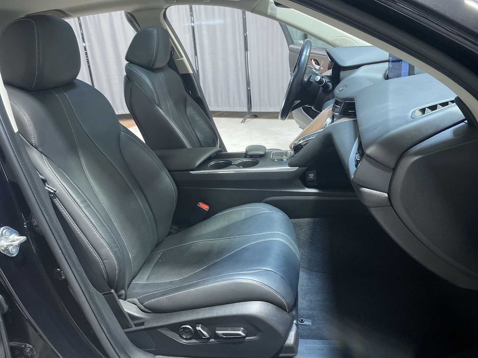 Thumbnail: 2021 Acura TLX - 14