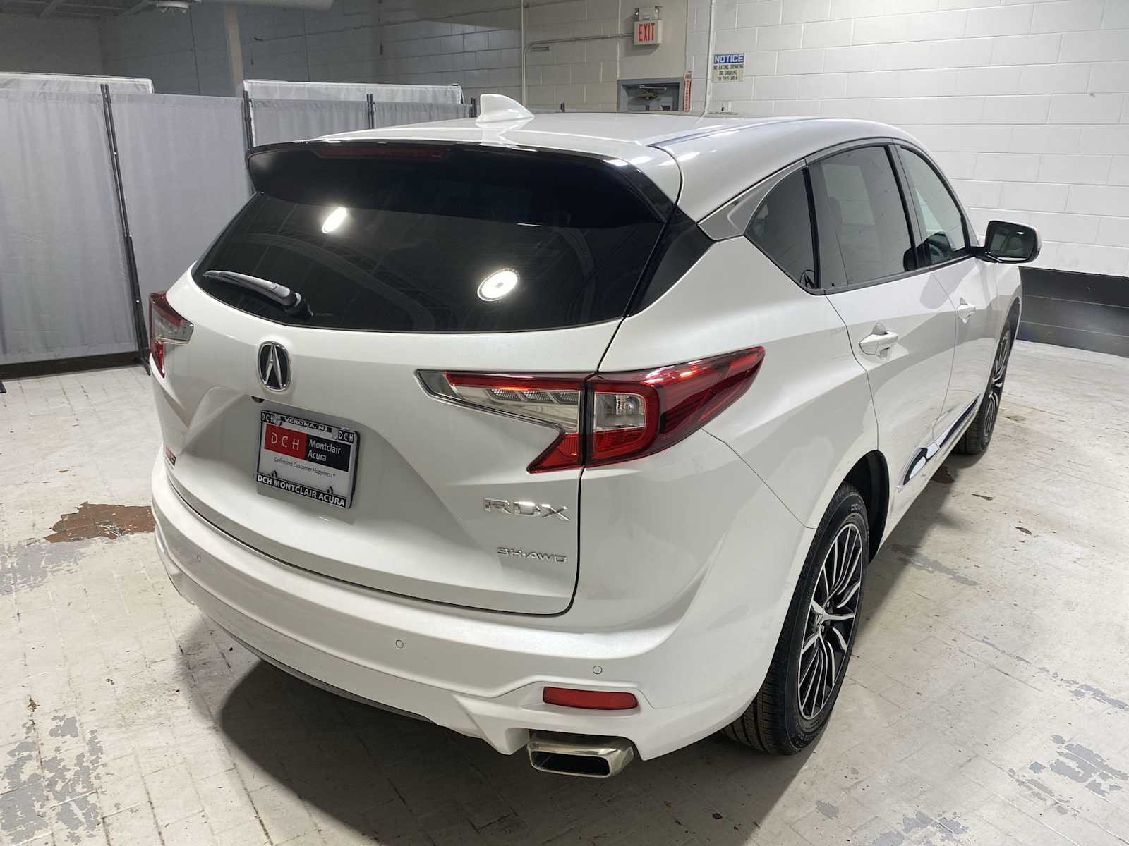 Thumbnail: 2025 Acura RDX - 26