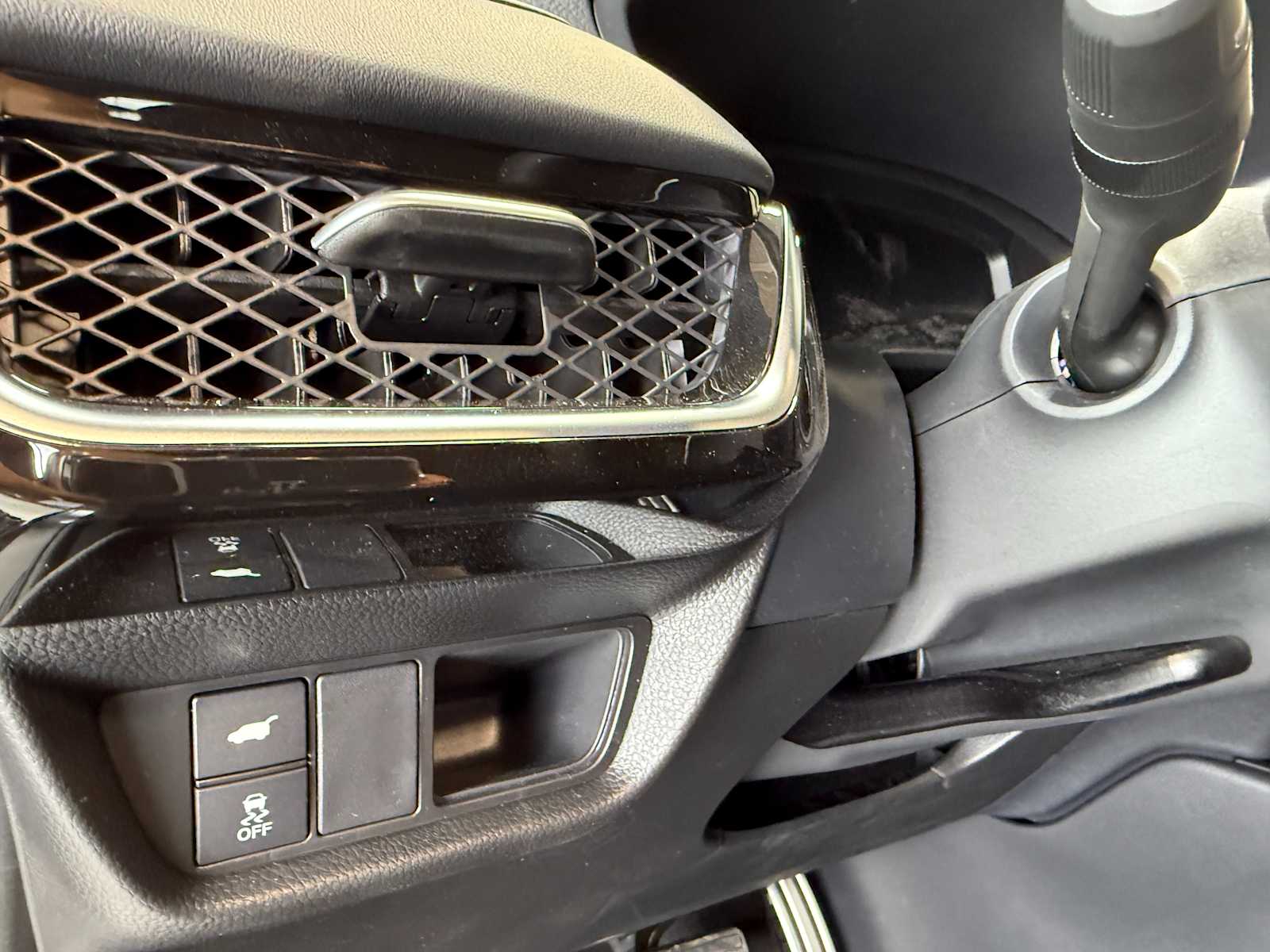 Thumbnail: 2025 Acura ADX - 22