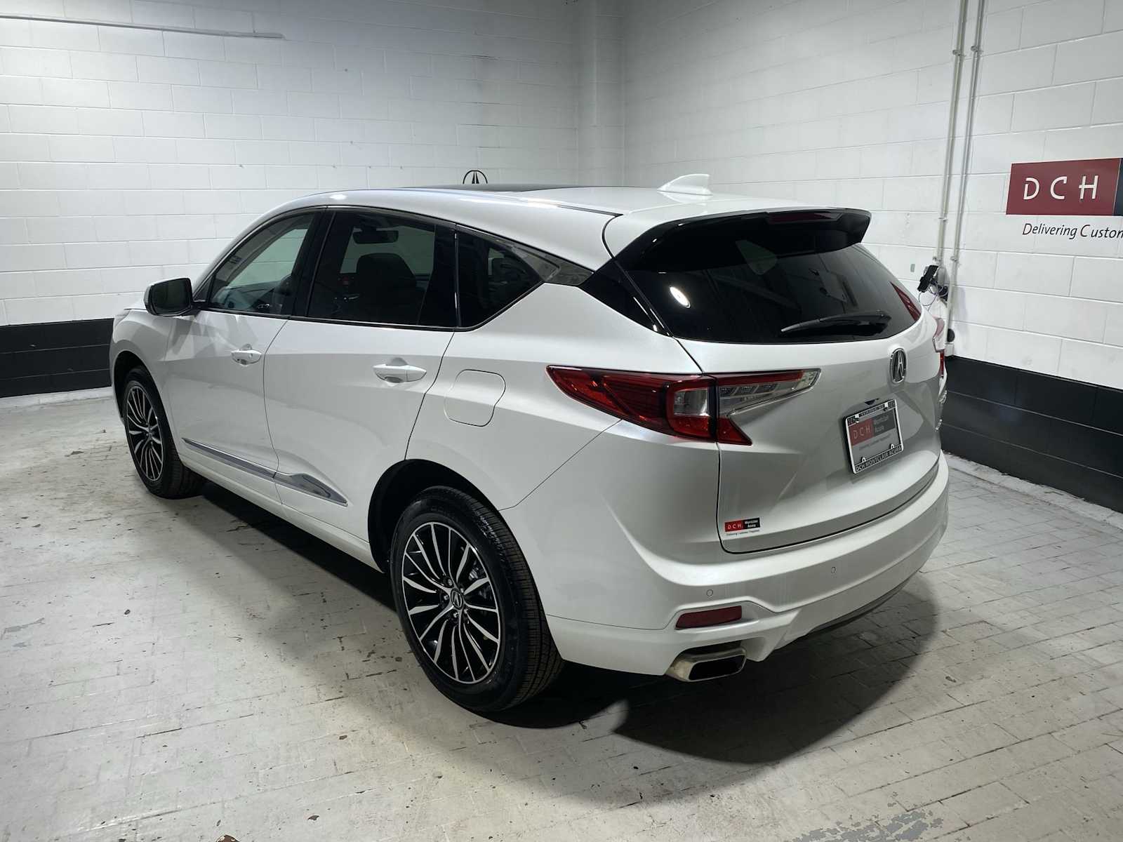 Thumbnail: 2025 Acura RDX - 4