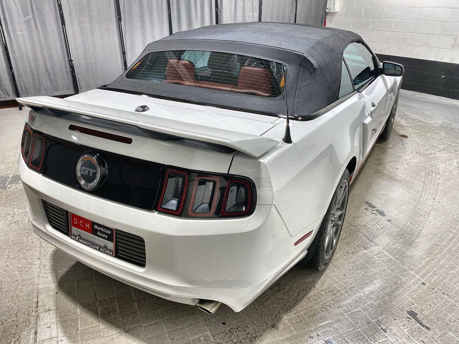 2014 Ford Mustang GT Premium 26