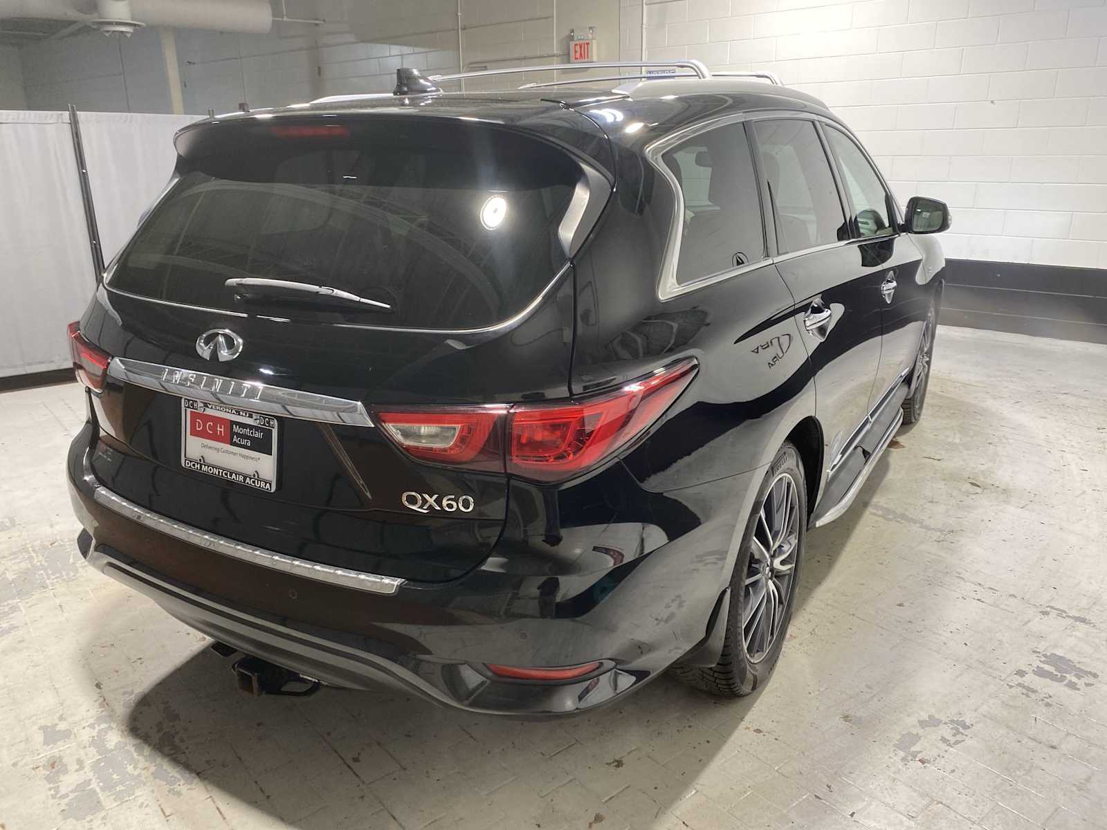 Thumbnail: 2017 INFINITI QX60 - 26