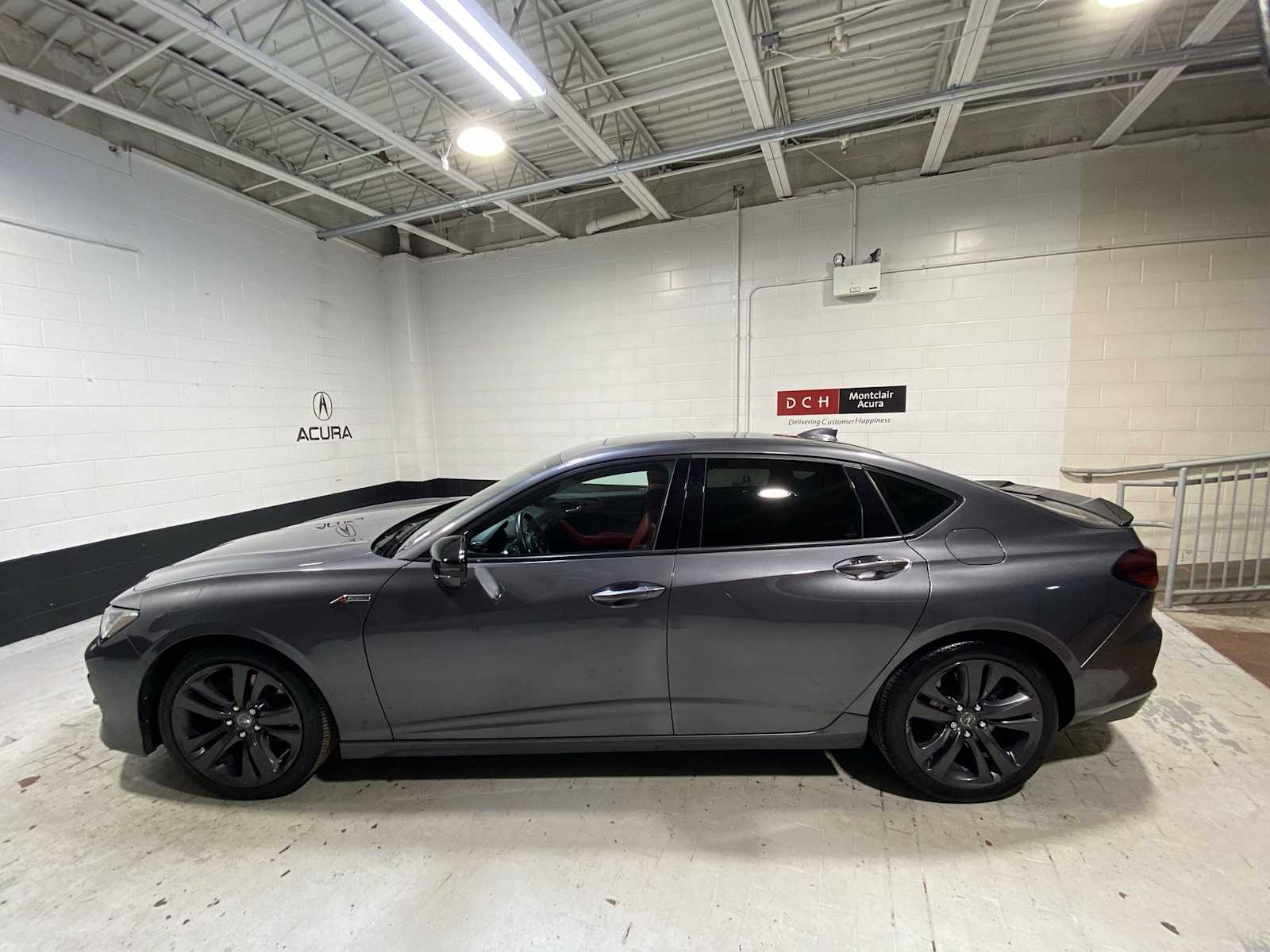 Thumbnail: 2022 Acura TLX - 3