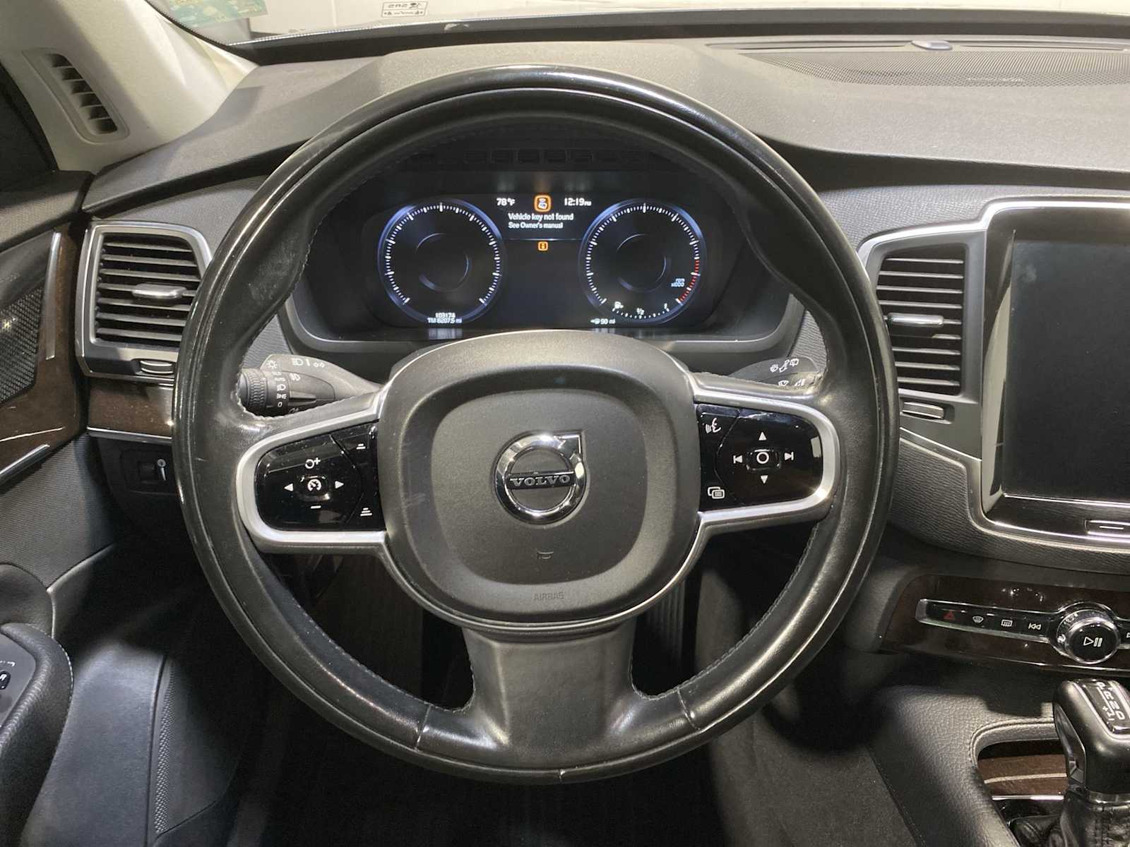 Thumbnail: 2019 Volvo XC90 - 15