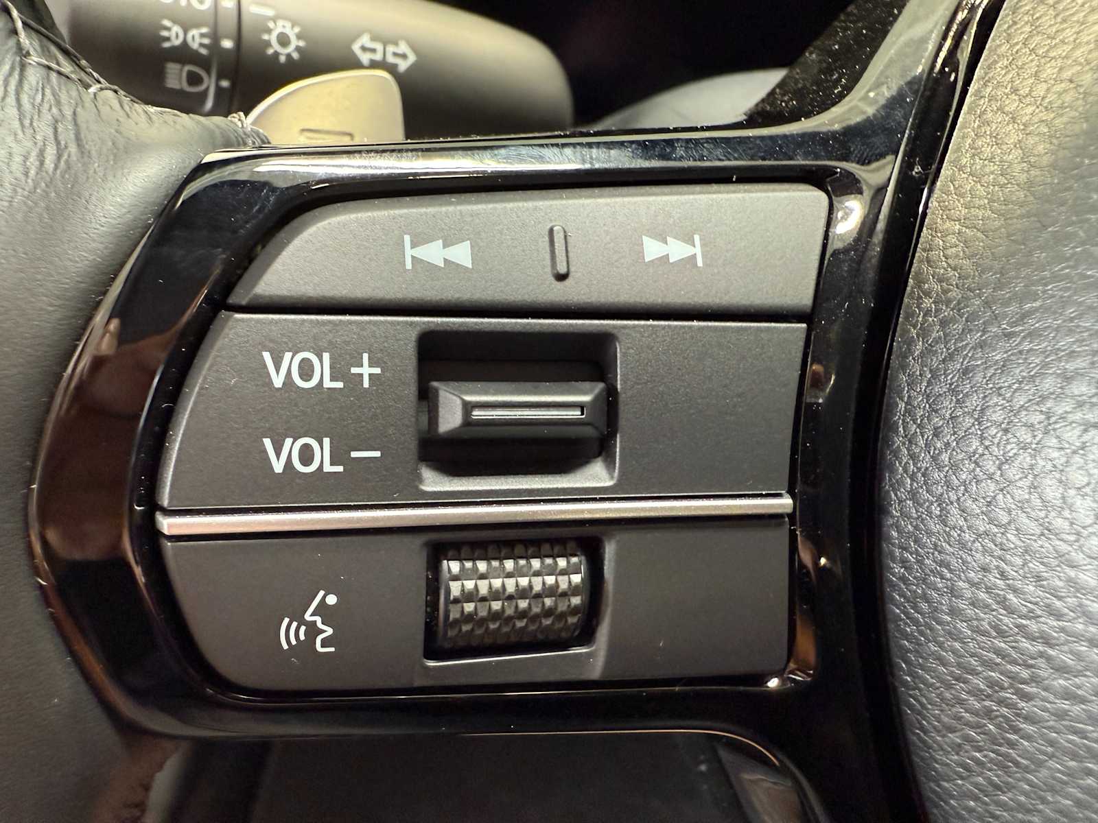 Thumbnail: 2026 Acura ADX - 16