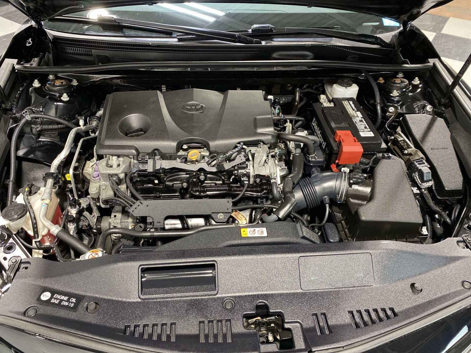 2019 Toyota Camry SE 9