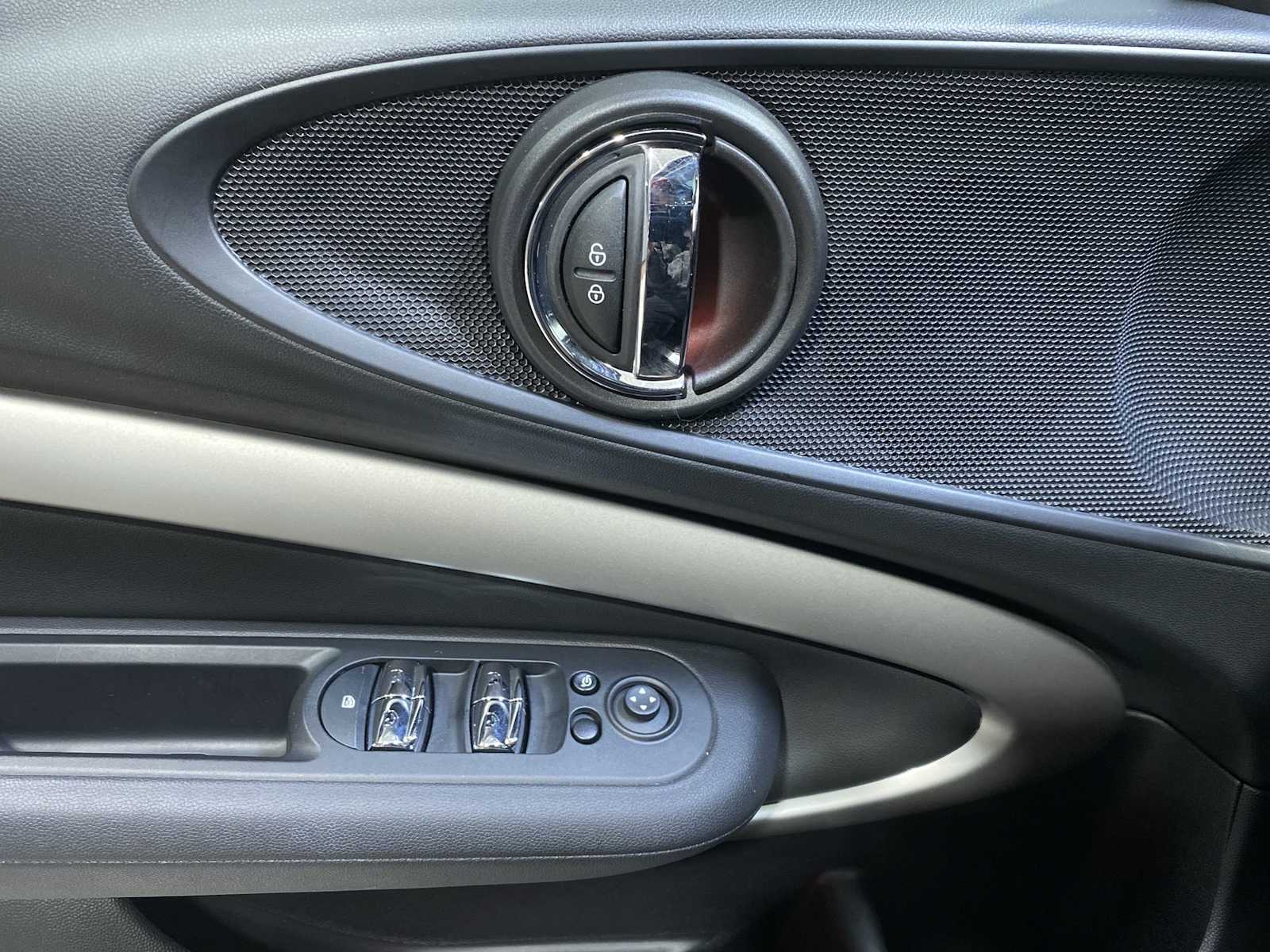 Thumbnail: 2024 MINI Cooper Clubman - 23