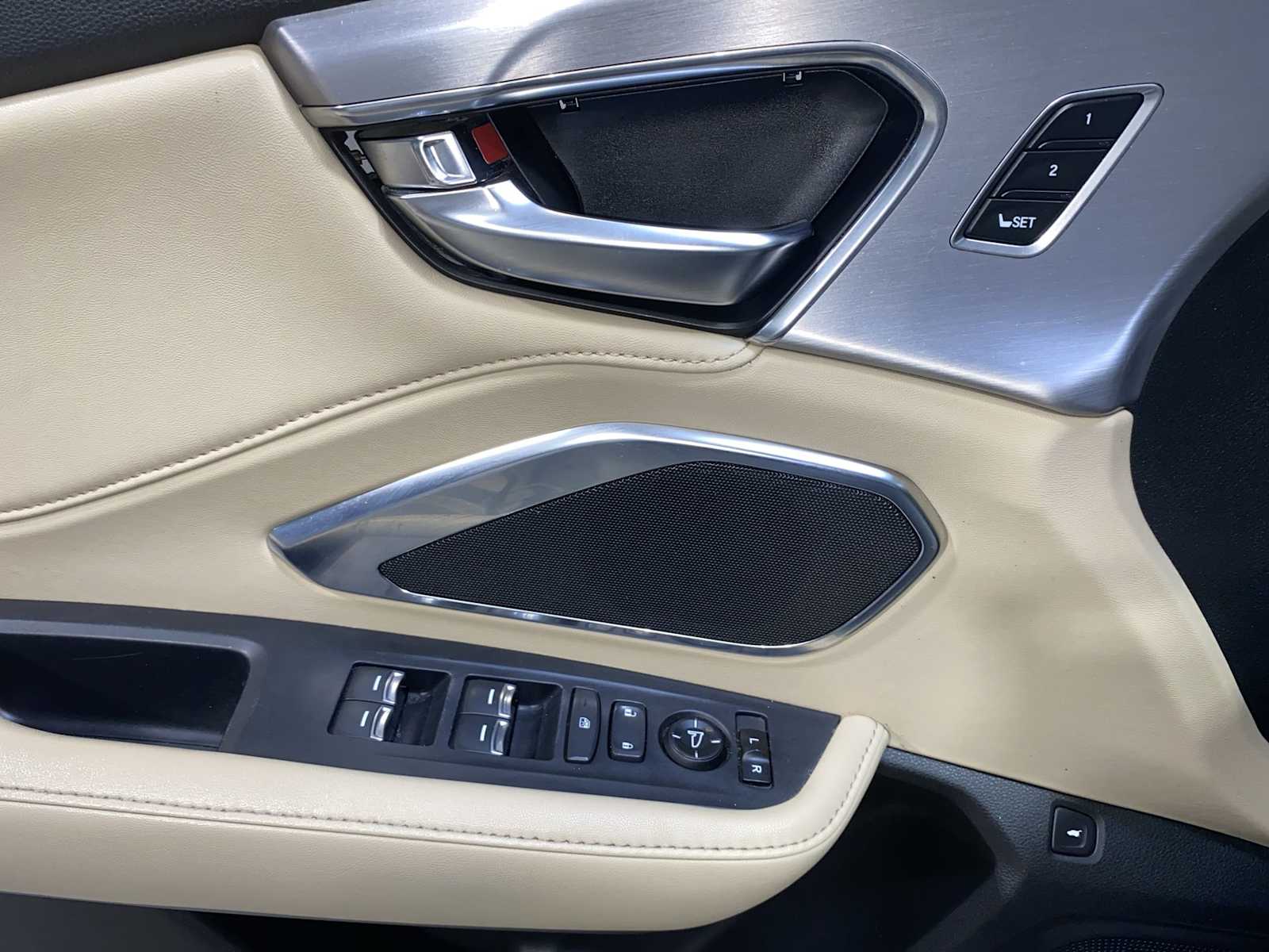 Thumbnail: 2020 Acura RDX - 23